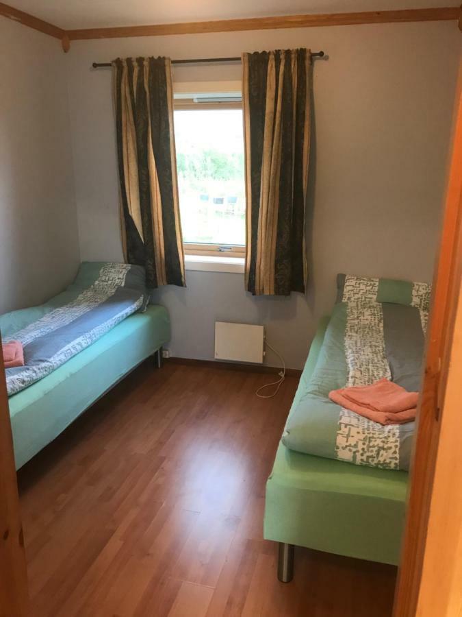 Anton Antonsensveg 18 Northern Aurora Budget Apartment Olderdalen Bagian luar foto